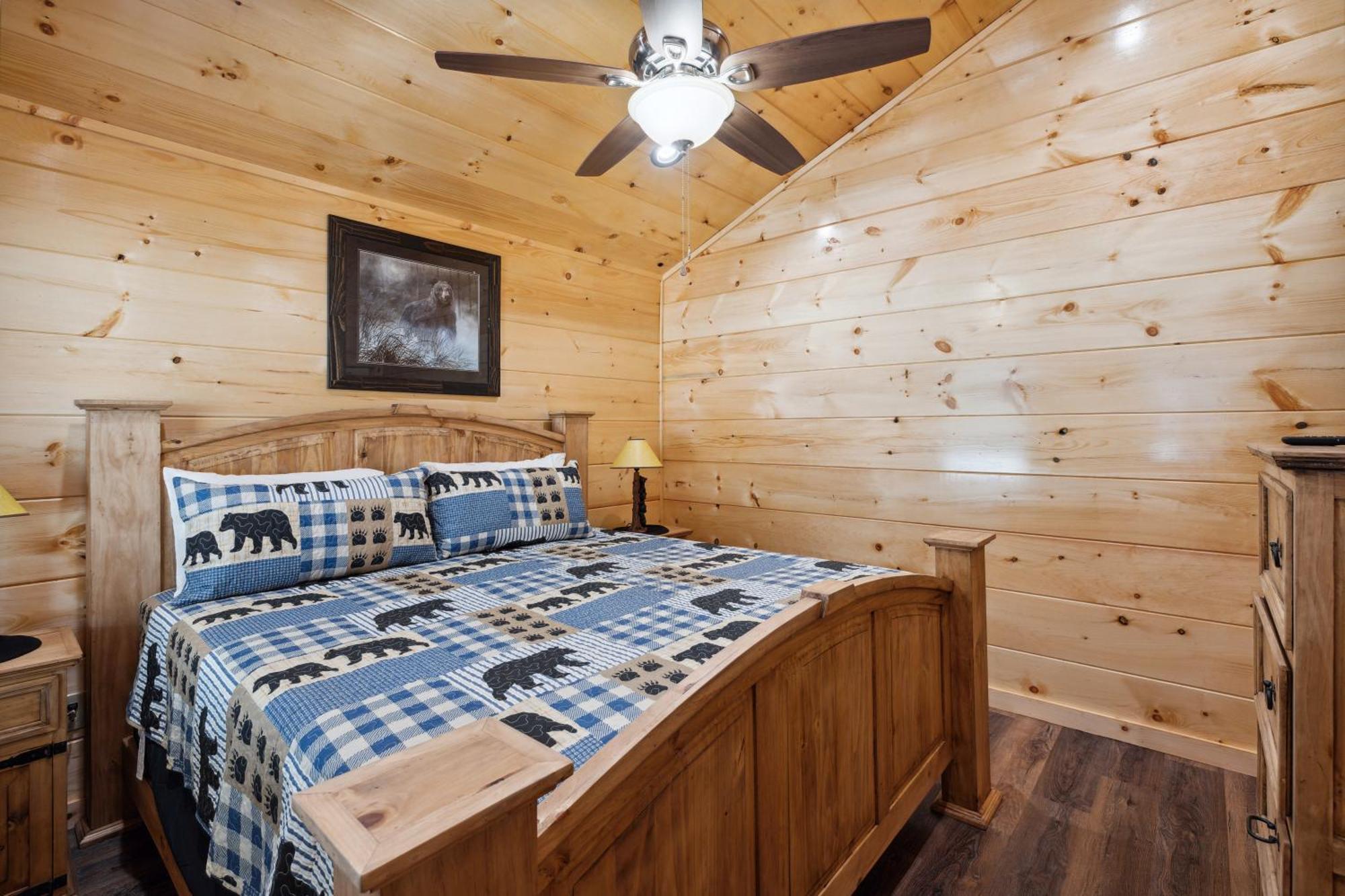 The 3 Bears Is A Newly Built 3 Bedroom Cabin Only 3 Minutes From The Parkway! Pigeon Forge Exteriör bild